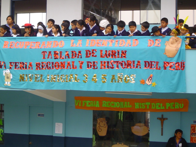 Alumnos de la comunidad participando de actividades relacionadas al patrimonio de Tablada